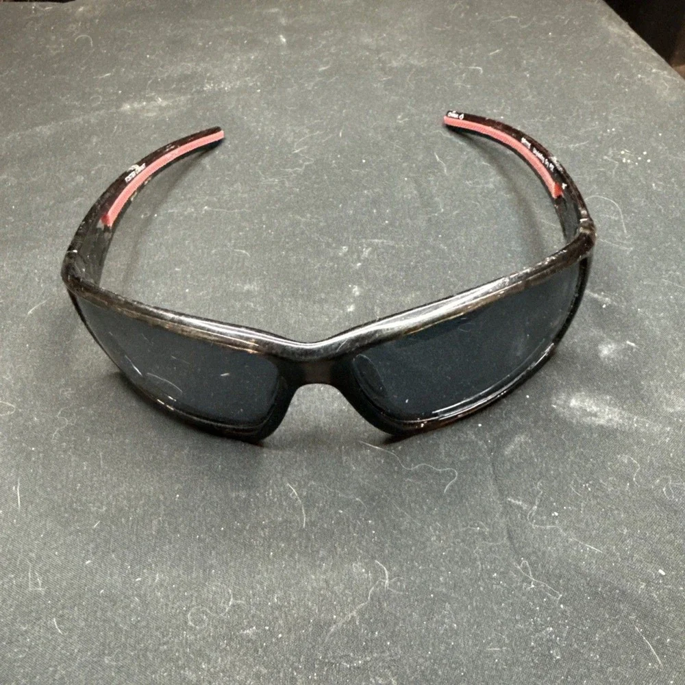 Foster Grant Ironman men's SUNGLASSES Sport Wrap Black Red Dextro